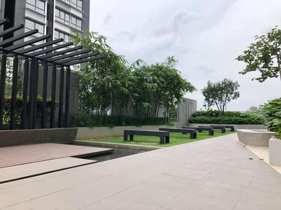 Dsara Sentral New Design Unit 2 Bedroom * Shah Alam